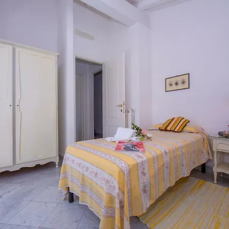 Apartment Casa Versiliana 1 *